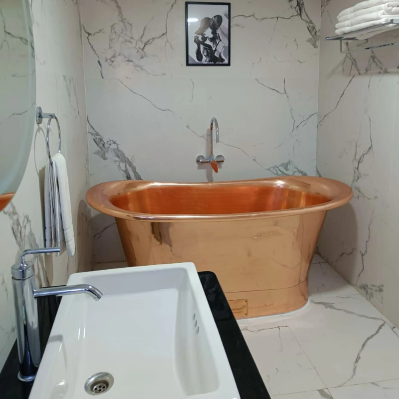 Coppersmith Creations Straight Base Full Copper Bathtub (2 sizes, Copper) - Brand New Bathrooms