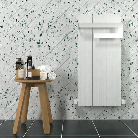 Carisa Elvino Bath Aluminium Towel Radiator 8 sections - Brand New Bathrooms
