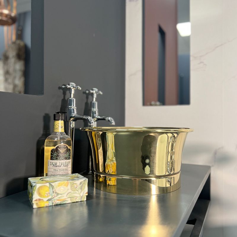 Hurlingham Brass Tub Basin with Roll Top (1 size, Full Brass) - Brand New Bathrooms